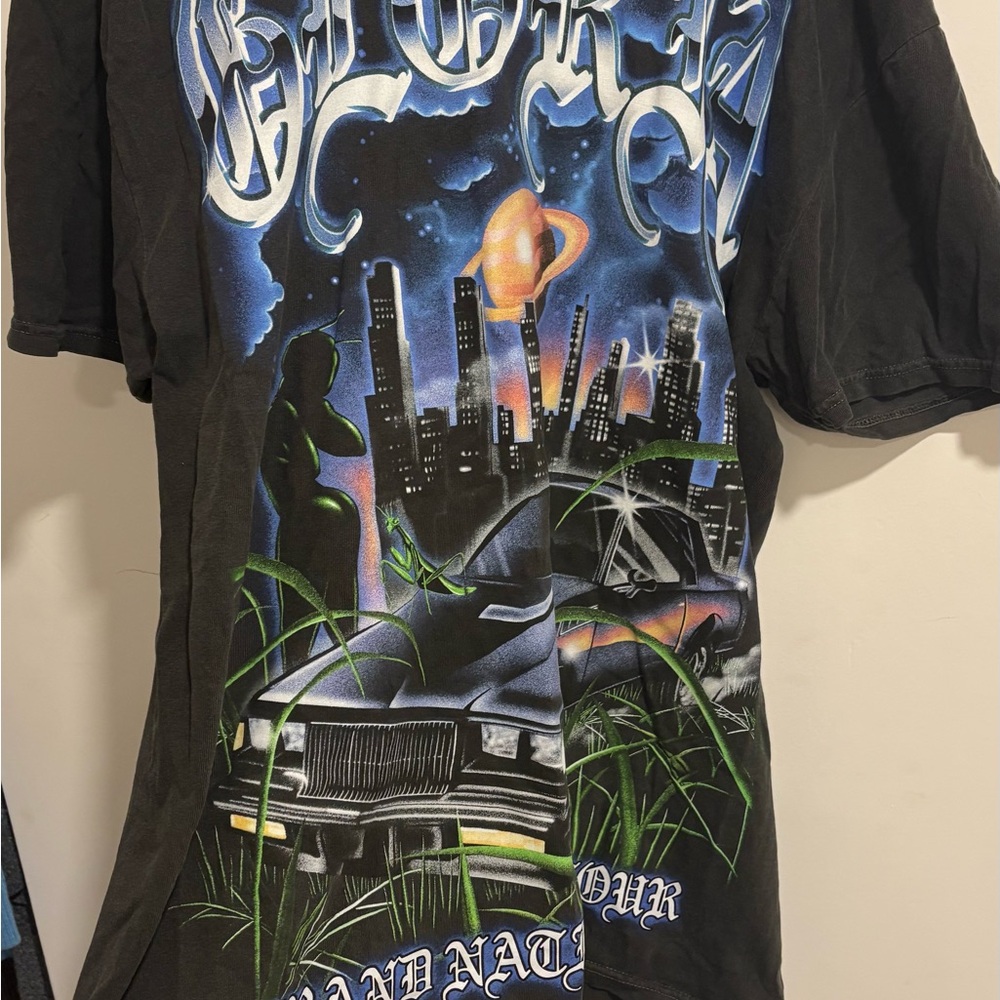 Kendrick Lamar and SZA concert tshirt